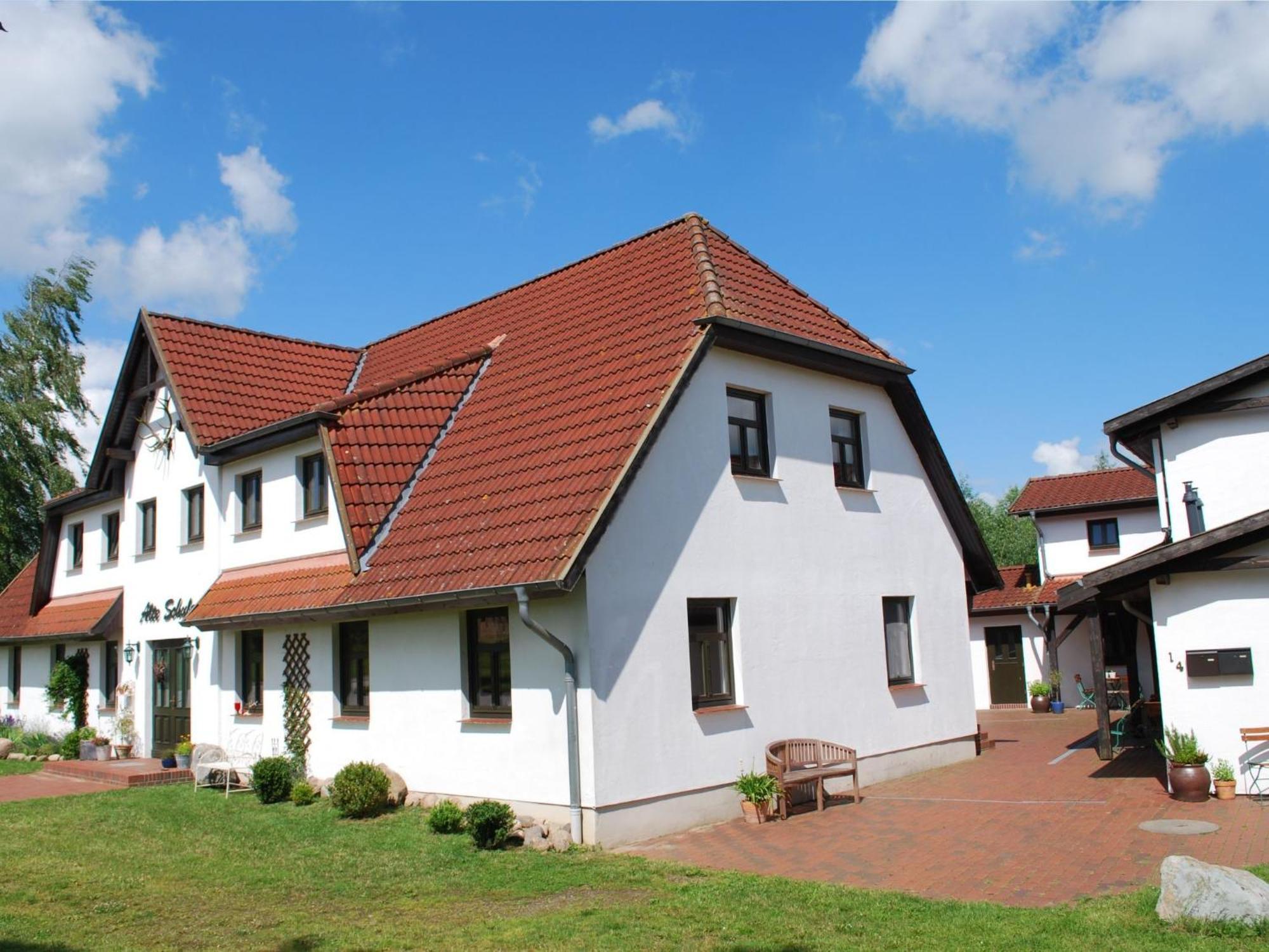 Apartment Gaestehaus Alte Schule-10 By Interhome Dargun Exterior photo